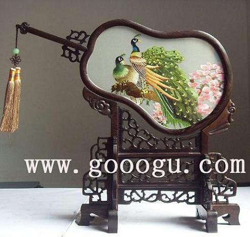 孔雀雙面繡，蘇繡孔雀圖案，手工刺繡精品
